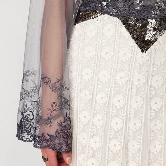 Free People Show Pony Lady Pewter Beaded Mesh Top Sz L - Picture 3 of 16